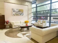 Jinmu Homestay (Beijing Sanlitun Workers' Stadium Subway Station Store)