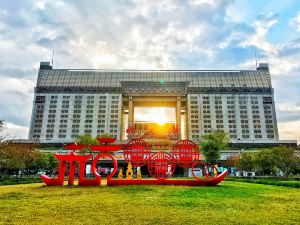 Zhejiang Railway City Square Hotel