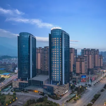 Country Inn & Suites by Radisson Hotel (Guangan Huayingshan)