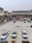 光山君和商務民宿 - 停車場