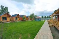 Zhaosu Muxhe Homestay Hotels near Xiata Prospect