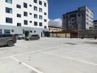 Maqu Amara International Hotel - Parking