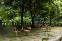 EmeishankunyitimeHotel