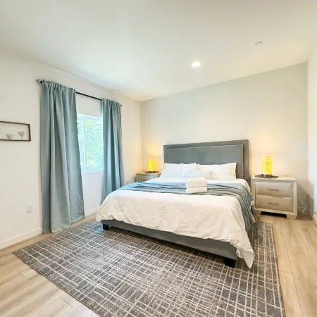 near rowland heights pomona 2 bedroom &2 bath Apt