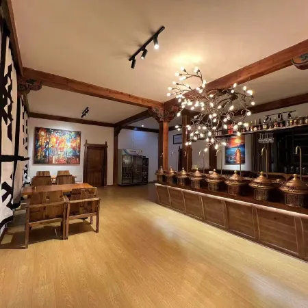 Himalayan Tsang Inn