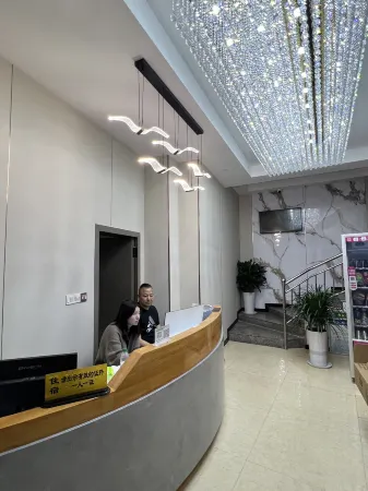 Hejiang Hongli Business Hotel Отели в г. Хэцзиян