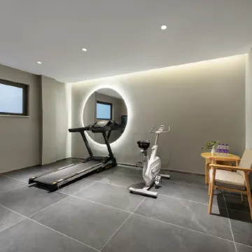 QIANNA HOTEL GLORIOUS (Pingdingshan Wanda Plaza Railway Station)