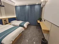 揚禾設計師酒店（臨沂市通達路泰盛廣場店） 鄰近臨沂市自行車運動協會的酒店