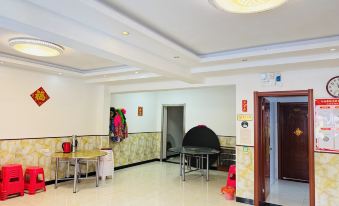 Xuexiang Mountain Cannon Inn