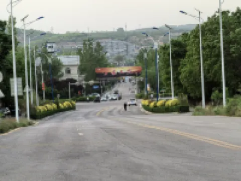 Heyaju Homestay (Wang Family Courtyard)