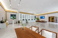 Four Seasons Scenic Hotel (Wuyuan High-Speed Railway Station Cultural Square)