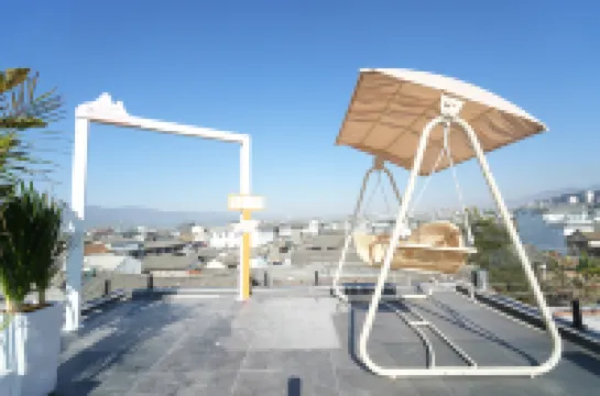 Yuying Pavilion - Designer Homestay (Weishan Ancient Town Branch)