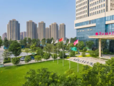 Ramada by Wyndham Heze Hotel a Heze