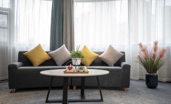 Luoyang 24h qixijia Hotel