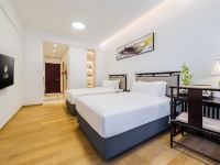 珠海榕树国际公寓 - 豪华双床房