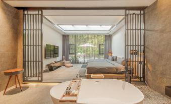 Deshe Life Guesthouse