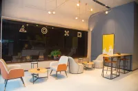 IU Hotel(Huizhou Yuechang)