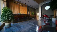 New Barag Youqi Aiyinqin Business Hotel