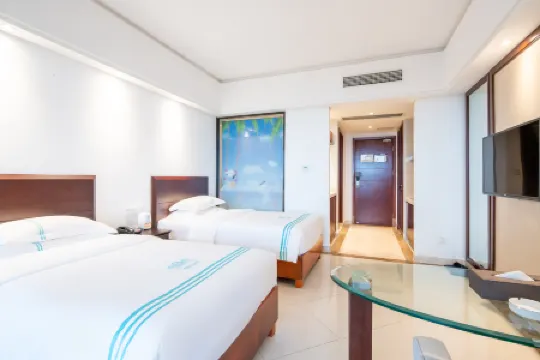 Xinghu Peninsula Hotel (Haikou West Coast International Convention and Exhibition Center) Отели рядом со станцией Haikou Railway Station