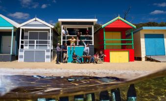 Bay Motel Safety Beach