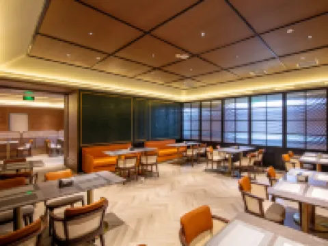 桔子酒店（青島棧橋火車站店）