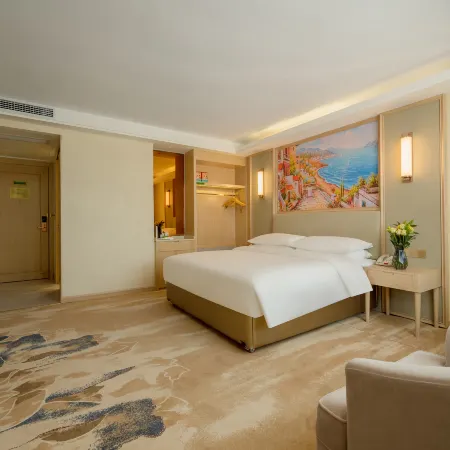 Vienna International Hotel (Peach blossom land in Nyingchi)