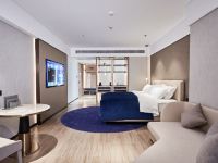万斯国际酒店(临海杜桥店) - 高级豪华大床房