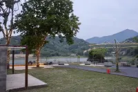 Dongyuan Huilong Impression Homestay Hôtels à proximité de : Wanlü Lake · Wanlü Valley Resort