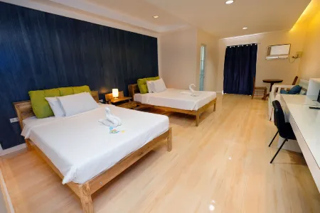 Pescadores Suites Moalboal