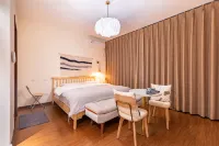 Sunny villa in Beijing Water Town