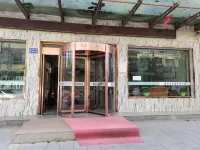 Kangle Yellow River Dragon Theme Hotel Hotels in Kangle