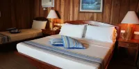 Antulang Beach Resort - Huisje Met Uitzicht Op Zee