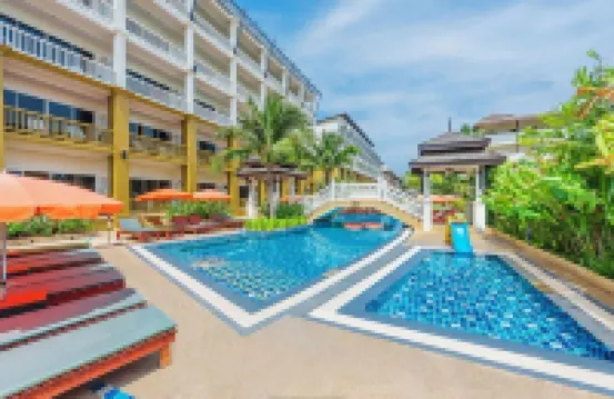 Kata Sea Breeze Resort Hotels near Kata Beach