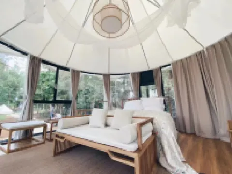 Laran Camping Base (Laran Lake Kangyang Town Store)