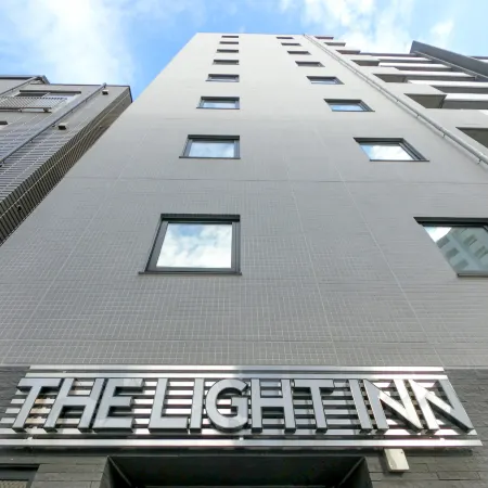 The Light Inn Tokyo Отели рядом с достопримечательностью «Святилище Сува»