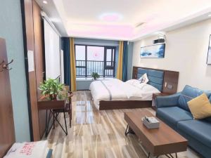 Leju Boutique Hotel (Zhengzhou South Third Ring Road Subway Station)