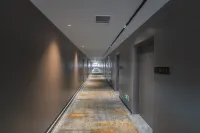 Towo Shangpin Hotel (Hanzhong Central Plaza high speed railway station store)