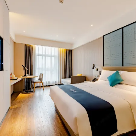 Lavande Holiday Hotel (Chongzhou Wanda High-speed Railway Station)