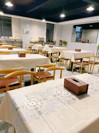 Xiyue Yunqingju Hotel