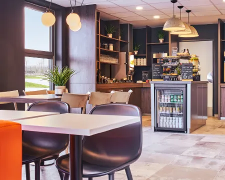 easyHotel Paris Charles de Gaulle Villepinte Hotels in Tremblay En France