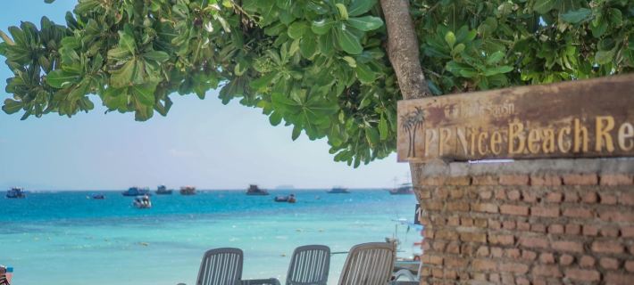 Phi Phi Nice Beach Resort Hotels in Phi Phi-öarna