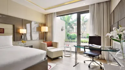JW Marriott Mumbai Sahar Airport Các khách sạn gần Prabhakar Thakare Garden