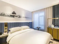 Huale Song Hotel (Xidan Financial Street) Hotels near Xisi Station