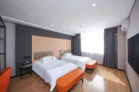 Wanjia Zhenxuan Hotel (long distance bus station)