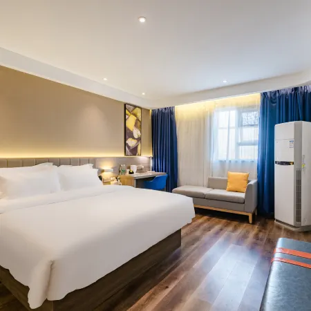 7 Days Premium Hotel (Xixian Government Road Store)