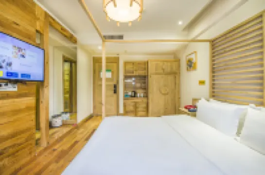 โรงแรมคลาวด์แกเธอริ่ง (สาขา จัตุรัสอู่หลิง สถานีเฉินโจว เฉินโจว)