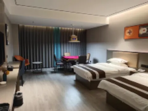 福倫酒店（鍾祥文峯路店）