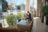 White Water Shengtai Hotel Hotels in Baishui