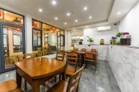 Hongcun Boyue Fanhua Designer Art Resort Art Homestay