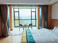 Baokang Xiling Mountain Lodge - balcony